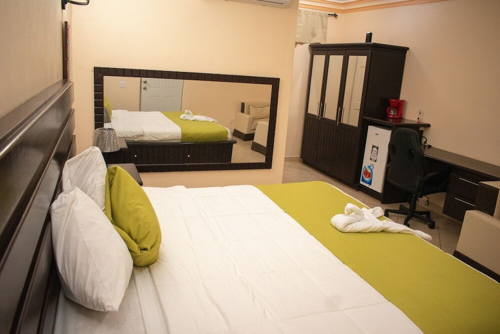 Фото La Pépinière Hôtel