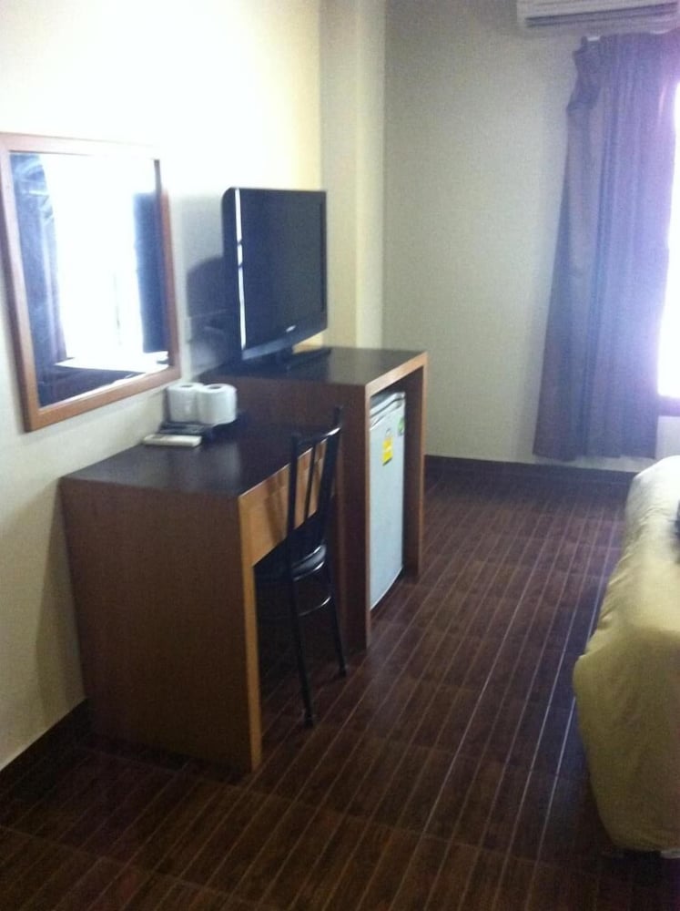 Фото White Orchid Inn II