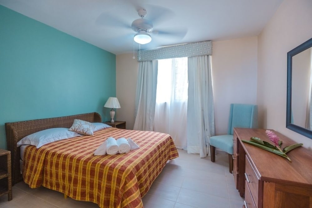 Фото The Beachcomber at Las Canas