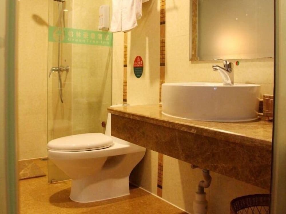 Фото GreenTree Inn NanNing LangDong Hotel