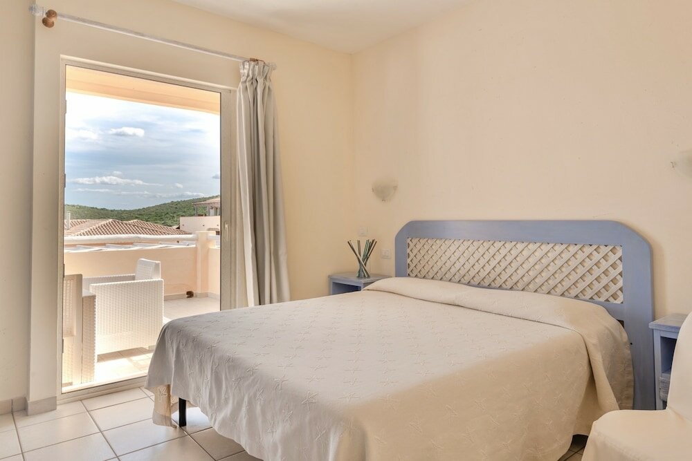 Фото Residence a Marinella a 450 mt dal mare