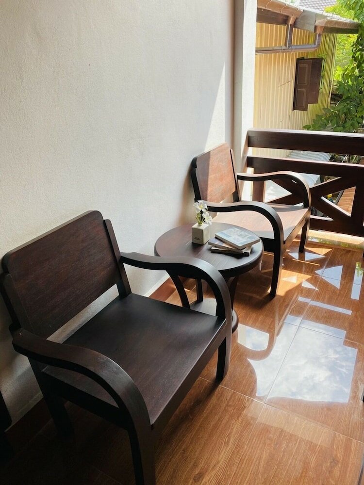 Фото Maison Vongprachan Hotel