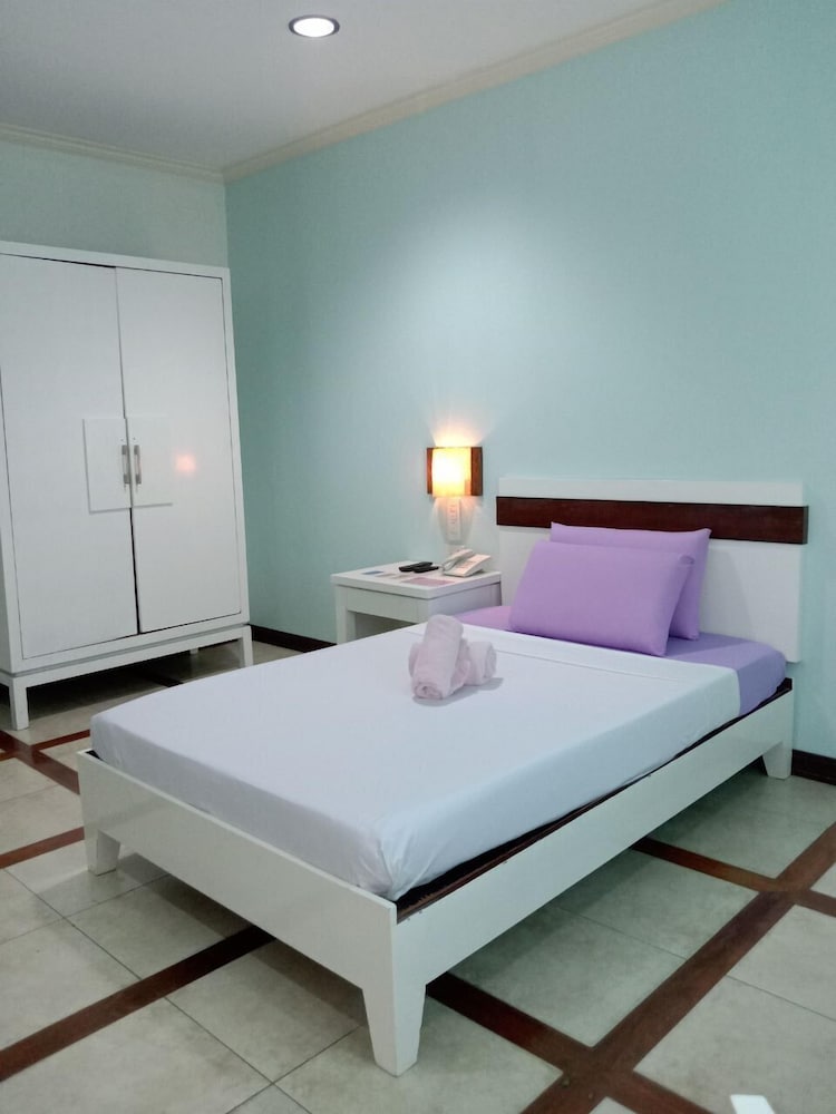 Фото The Inns Bacolod by The Oriental