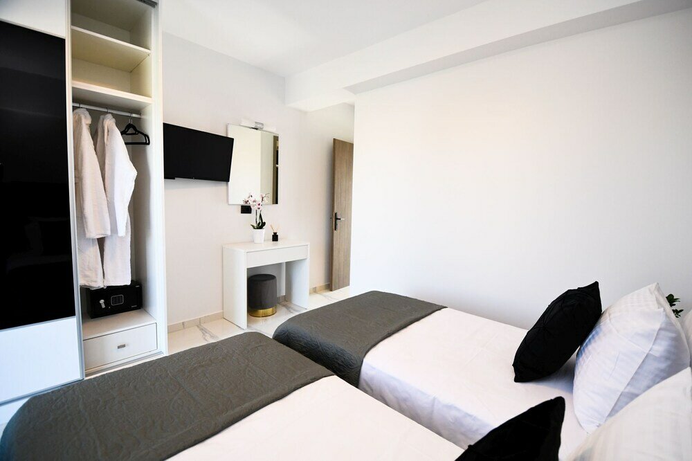 Фото Sun White Villa