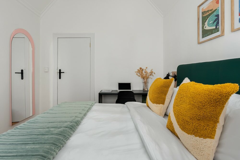 Фото Neighbourgood Hill