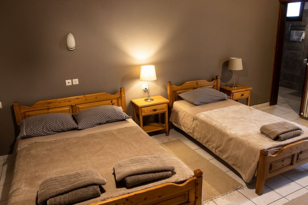 Фото Hotel Defkalion