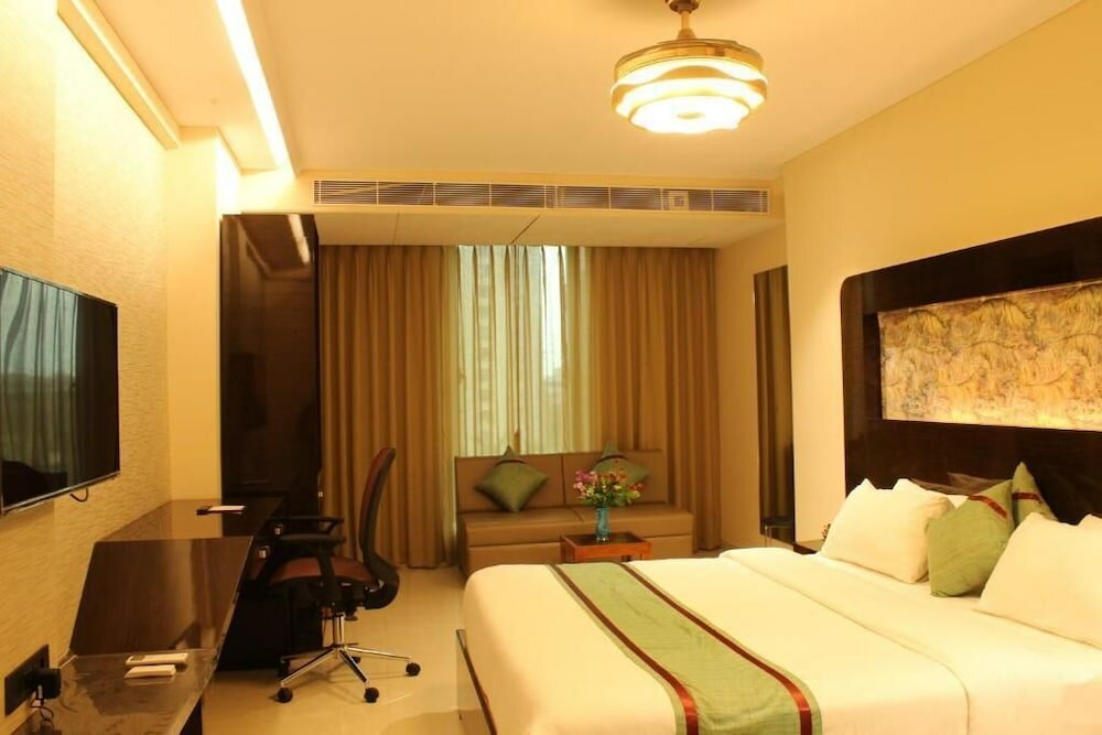 Фото The Kings Square