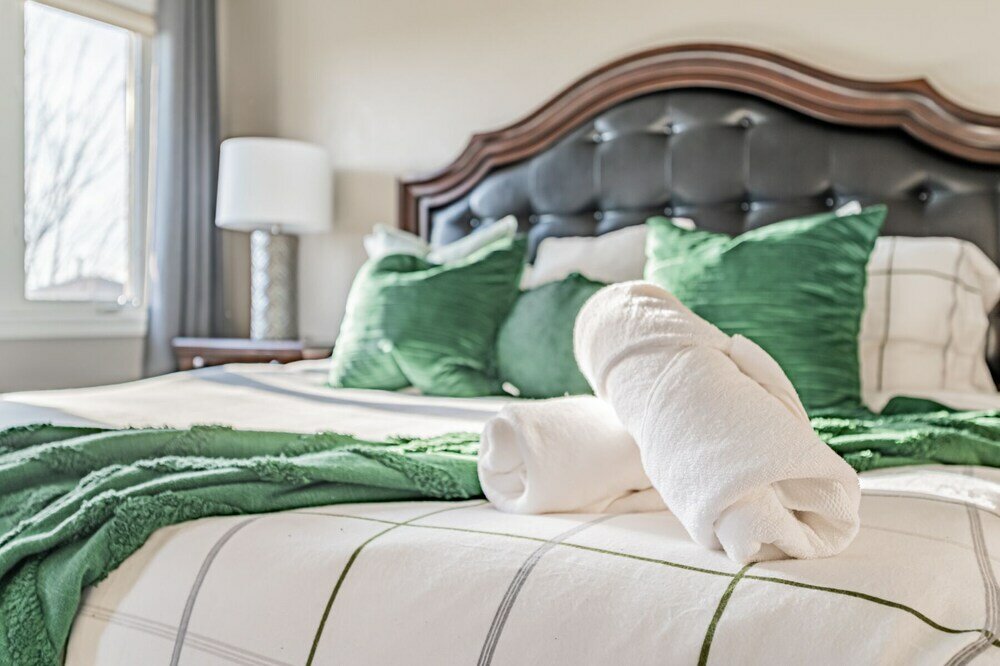 Фото Luxury Villa - Mississauga Square One