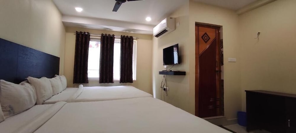 Фото Hotel Arvind Vizag Beach