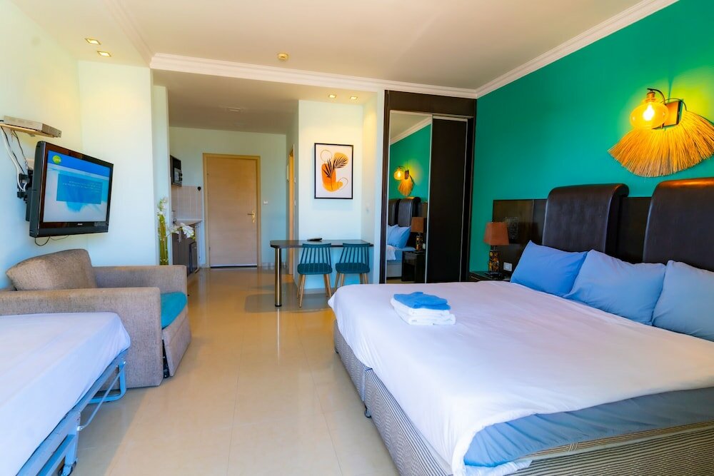 Фото Marina Ben Gurion Hostel