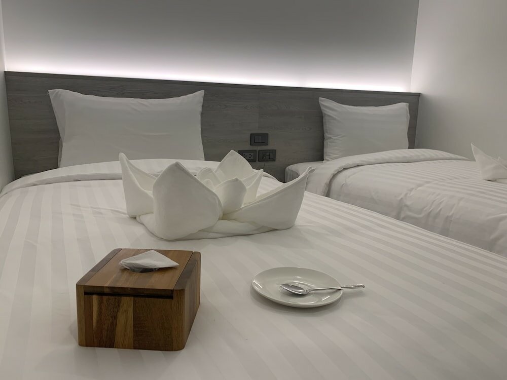 Фото Thana Wisut Hotel