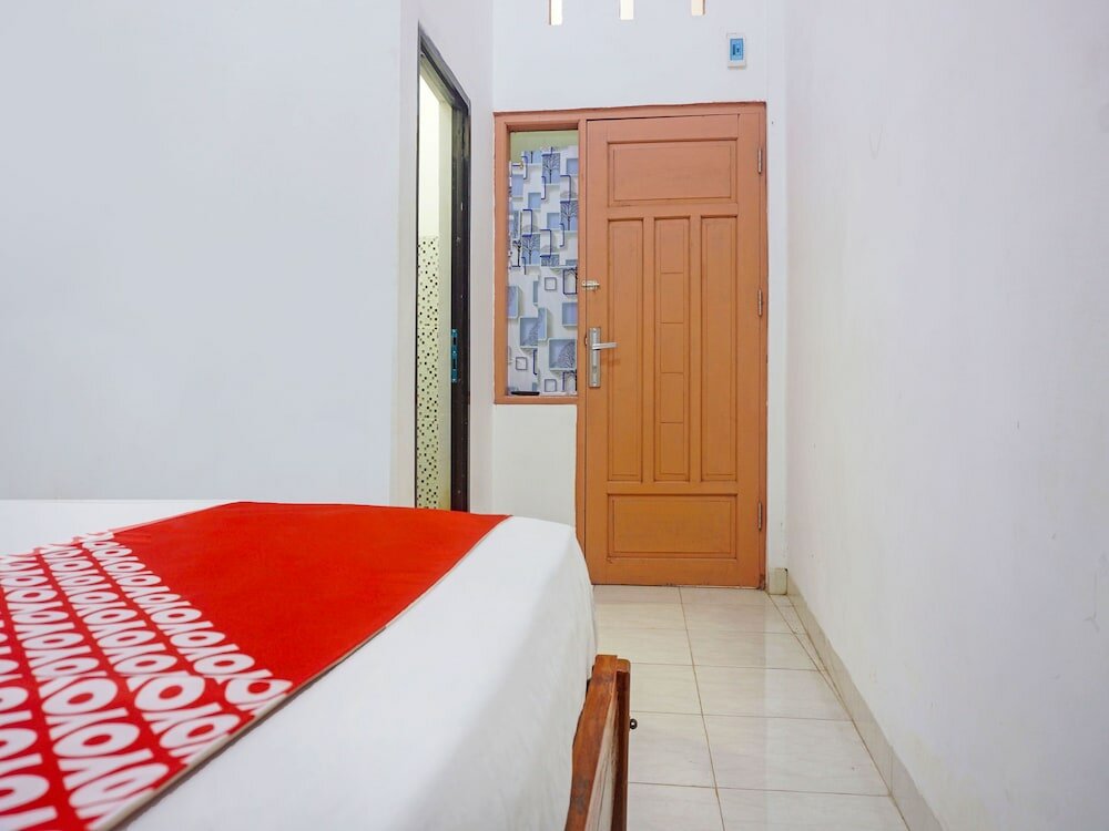 Фото Spot On 91786 Kilana Homestay