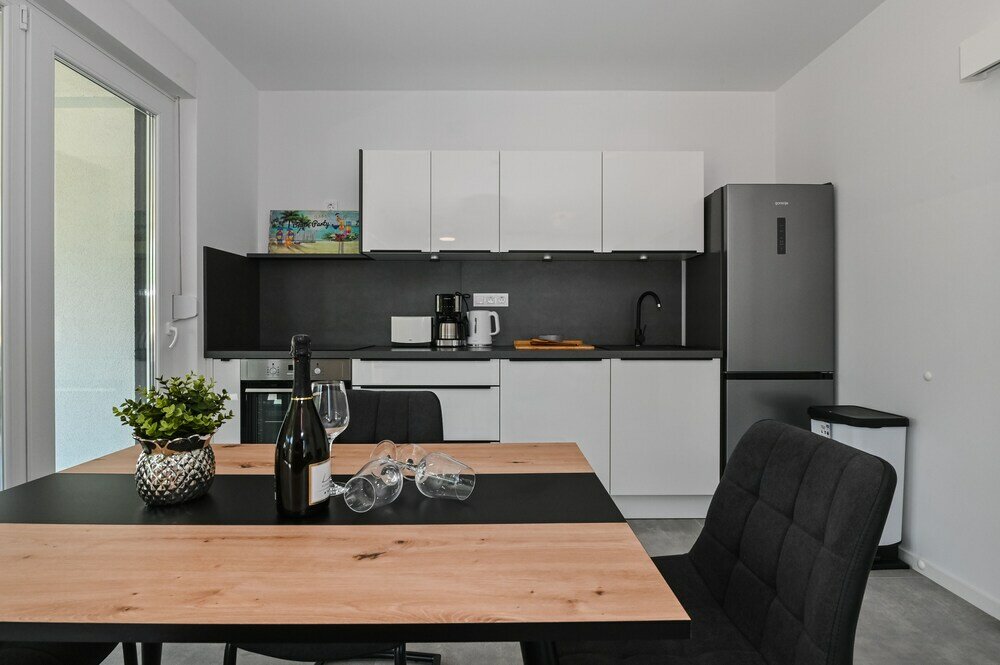 Фото Apartments Olive Garden 2