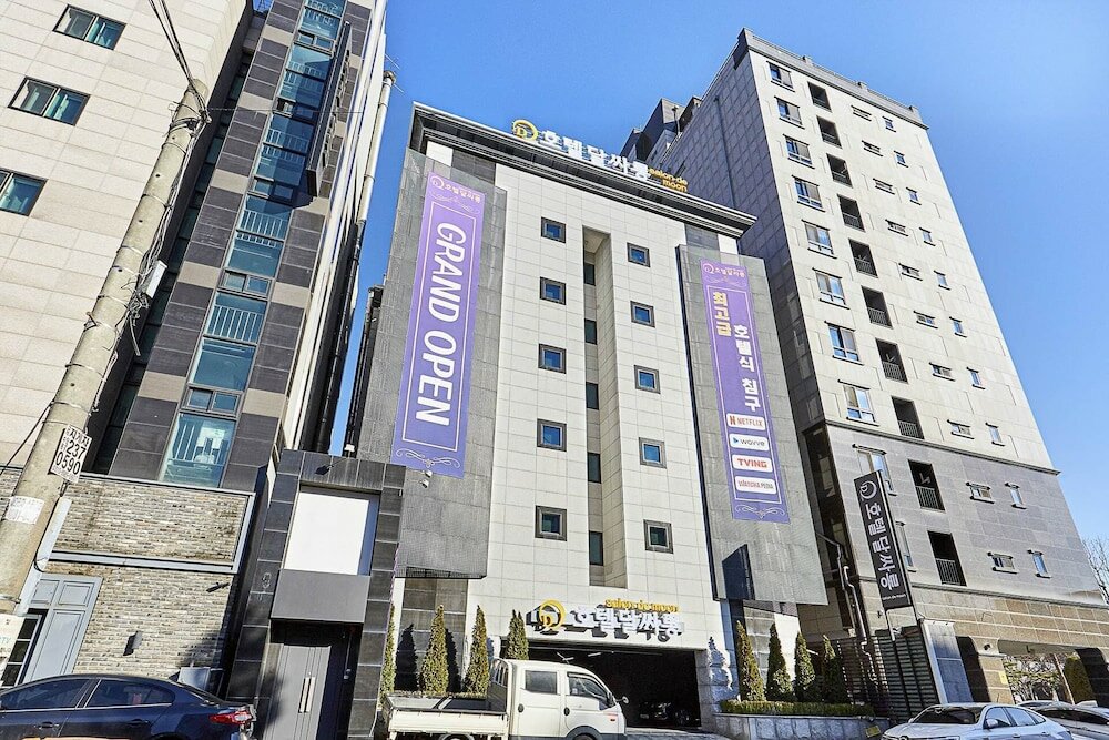 Фото отеля 1