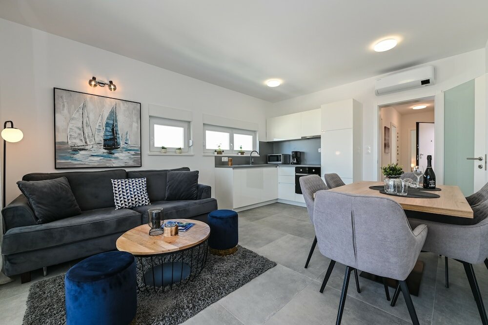 Фото Apartments Olive Garden 2