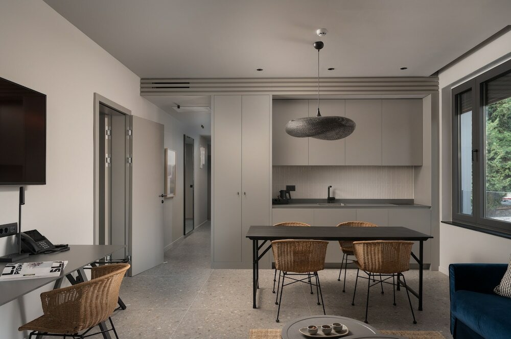 Фото La Vista Suites