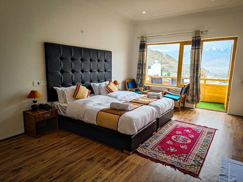 Гостиница Hotel Hill Top Heaven в Лехе