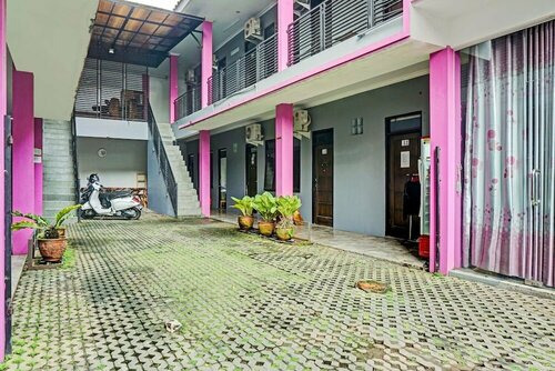 Апартаменты Super Oyo 90187 Puri Allisa Syariah в Серанге