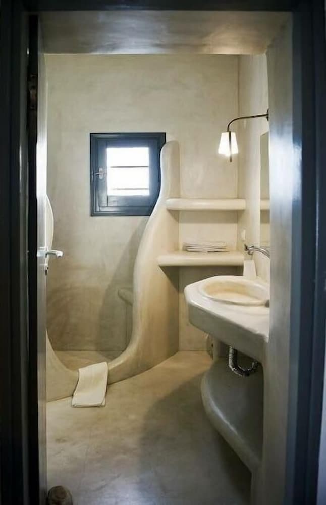 Фото Sunset Plaka