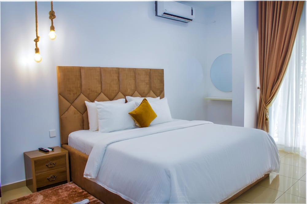 Фото ChrisVirgy Apartments