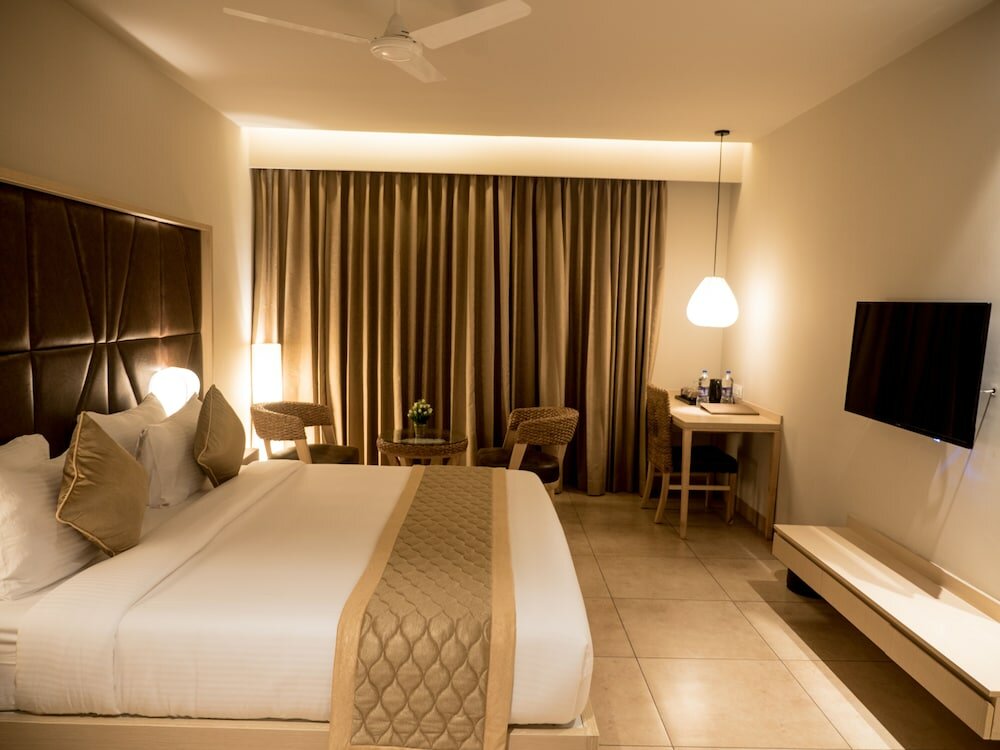 Фото Cholaa Dynasty - A Bergamont Hotel