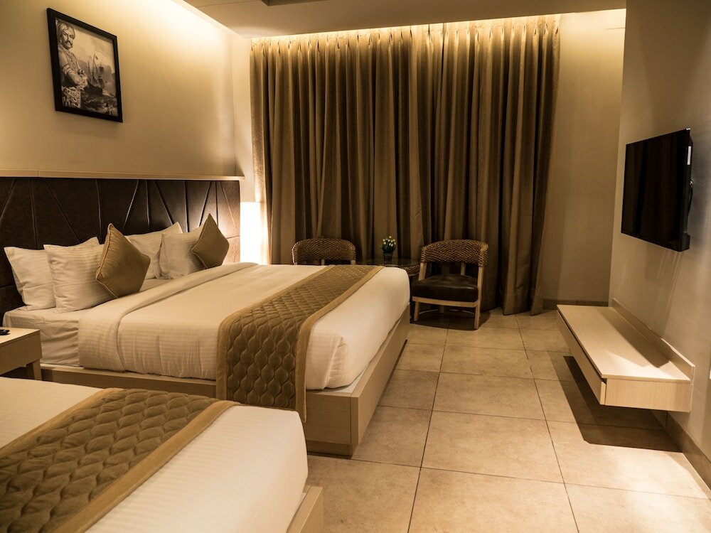 Фото отеля 2