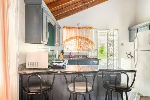 Гостиница Impeccable 2-bed House in Montego Bay