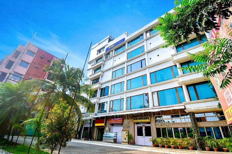 Гостиница Fabhotel Raj Palace в Калькутте