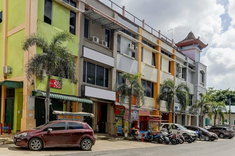 Гостиница Spot On 91879 Emes Jaya Homestay