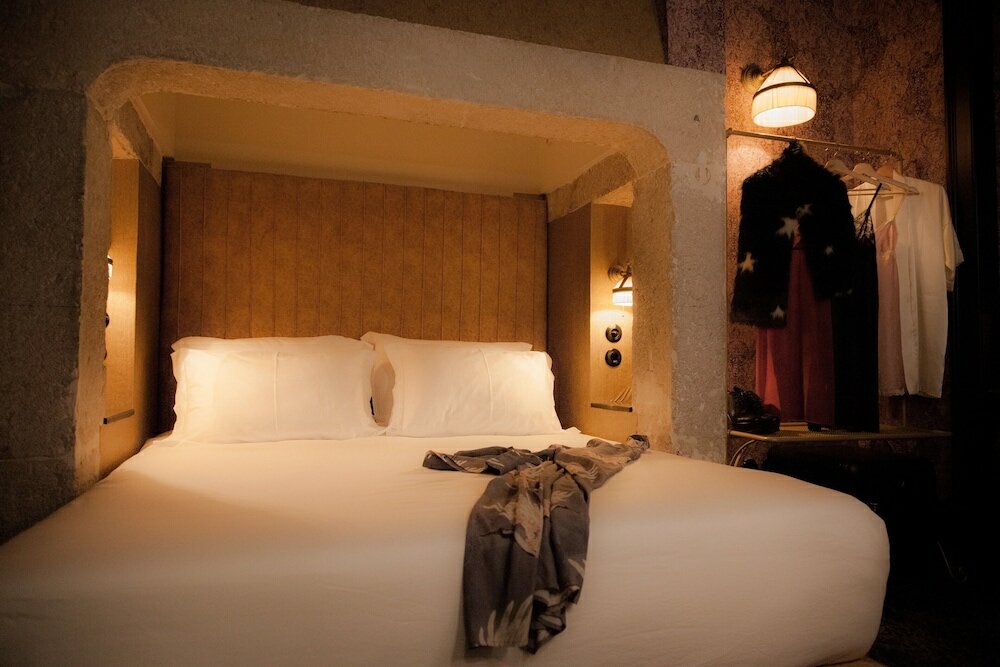 Фото Pensão Amor Madam’s Lodge