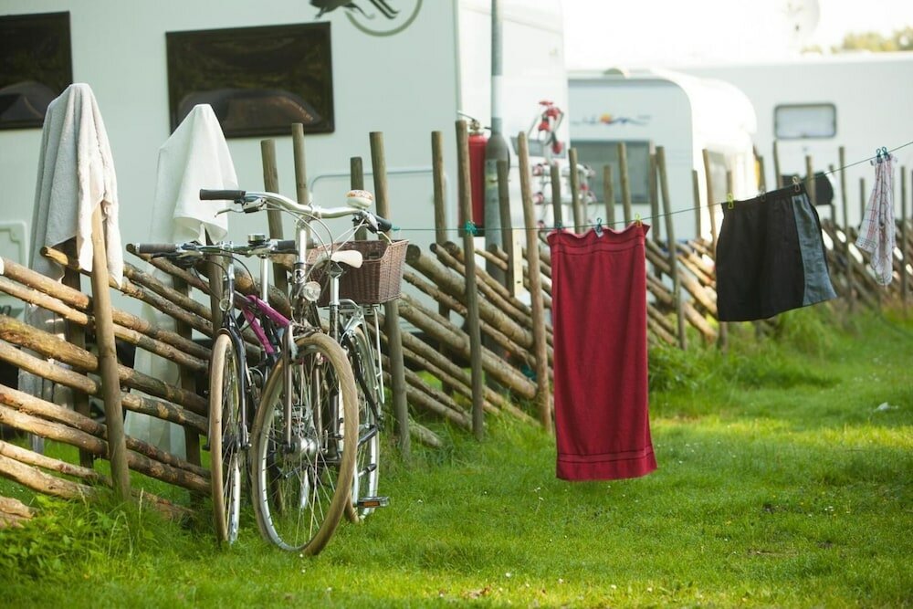 Фото Lisebergsbyn Stugor