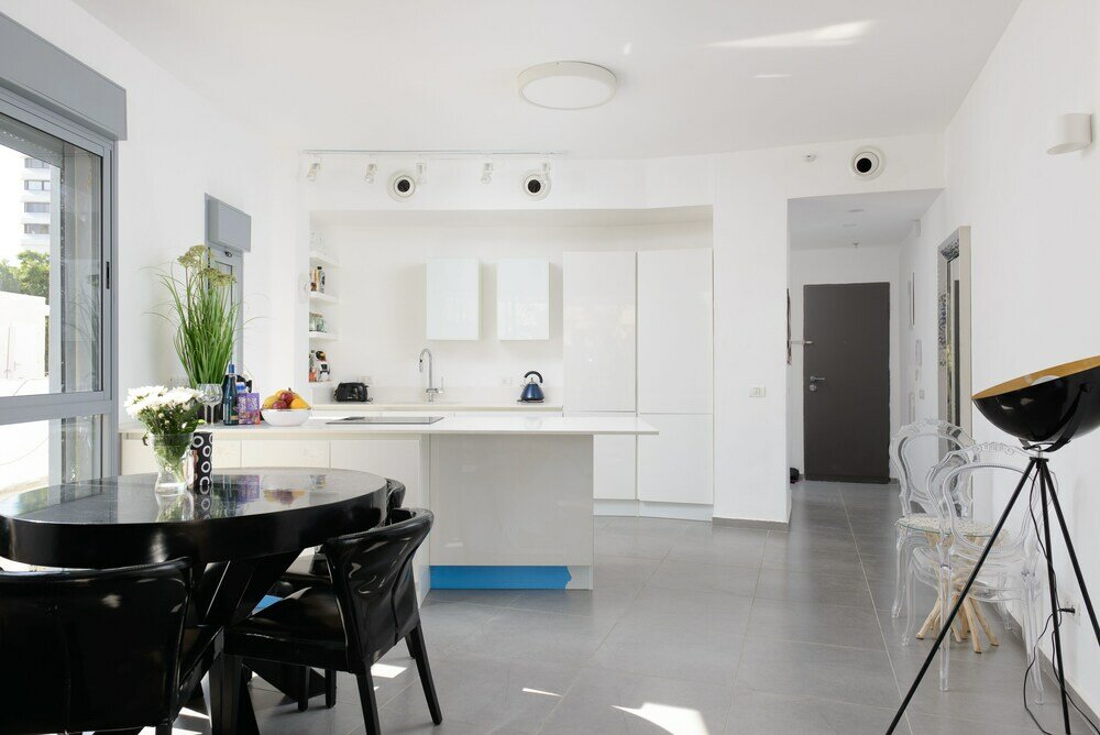 Фото Spacious Modern Apt 1 Step To Beach