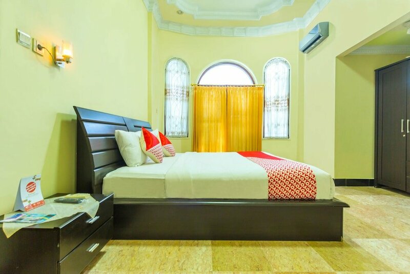 Гостиница Oyo 2848 Senaz Guesthouse в Матараме