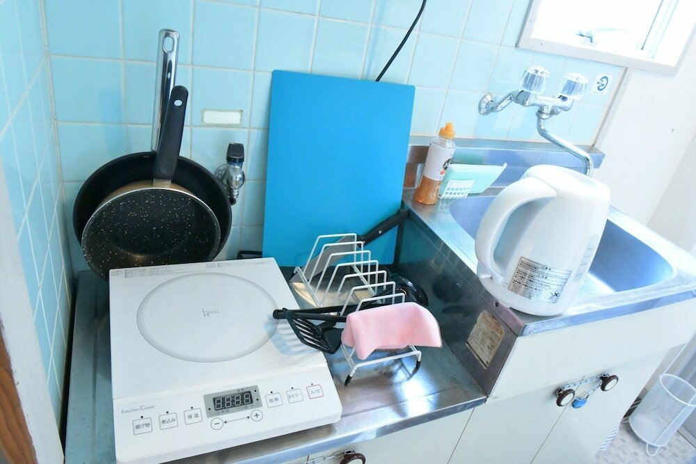 Фото Local Nishijin Apartment