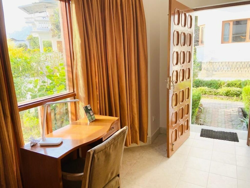 Фото Fresco Hotel & Residences