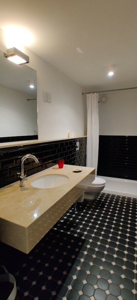 Фото Oporto Serviced Apartments 1858