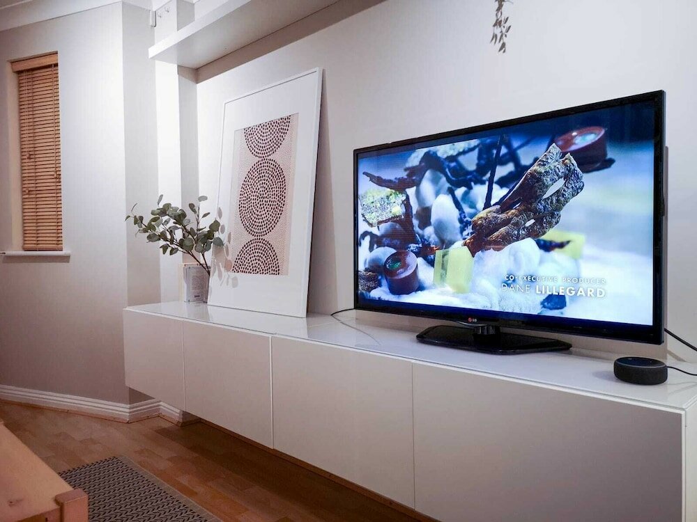 Фото Central Spacious & Stylish Apartment