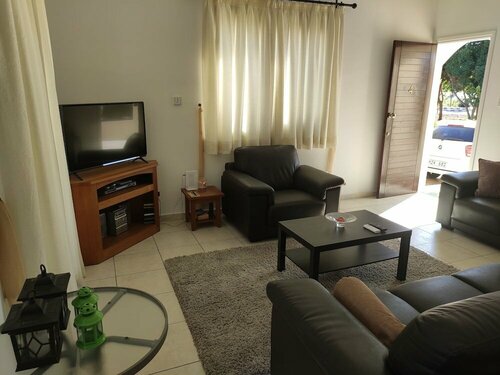 Гостиница Town Center Holiday Villa в Пафосе