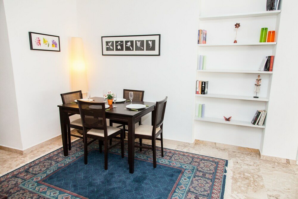 Фото Calm Oasis Apartment in Marousi