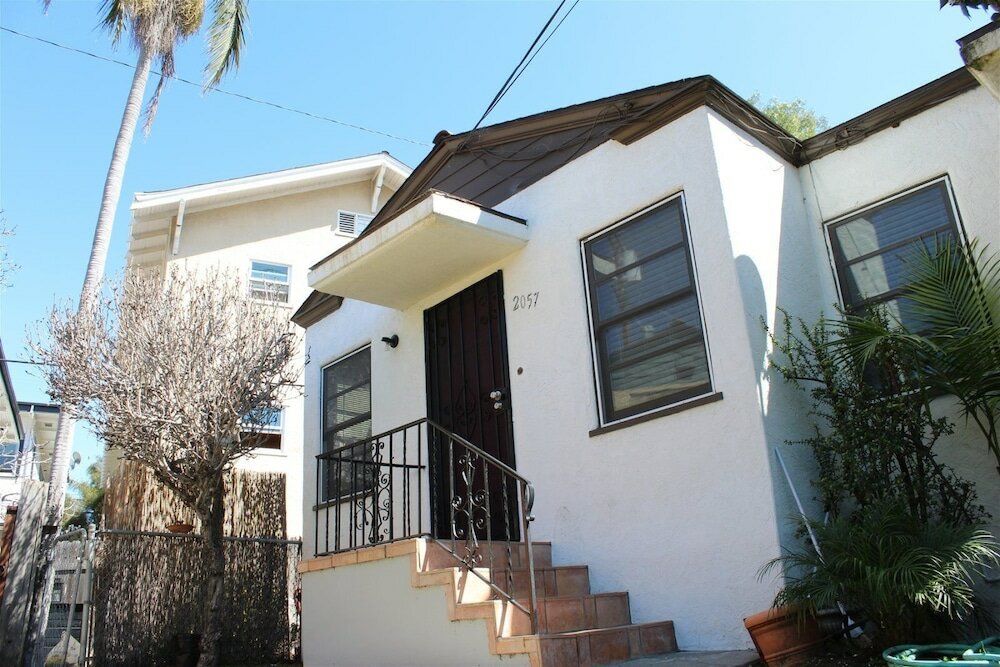 Фото Orange Tree Cottages Downtown