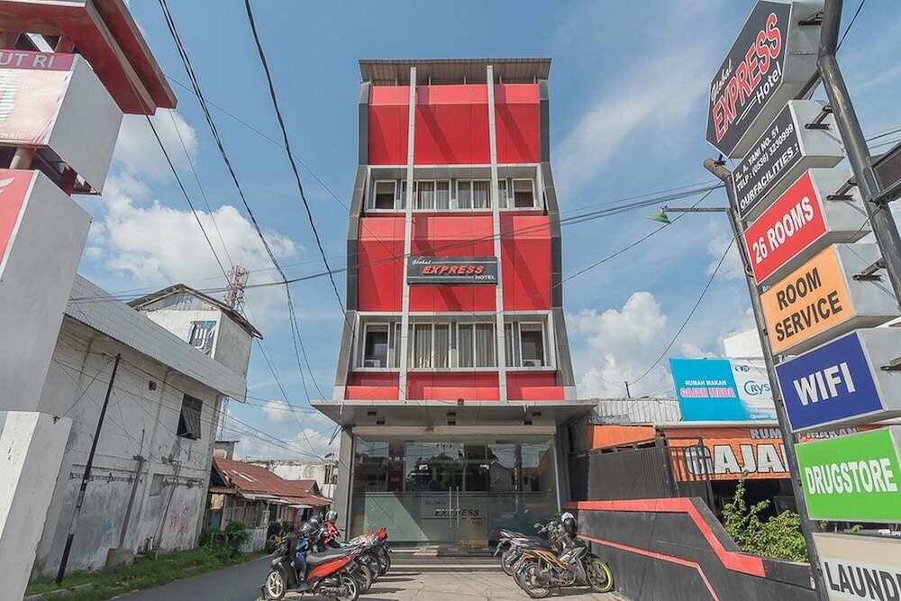 Hotel RedDoorz near Stadion Sanaman Mantikei, Palangka Raya, photo