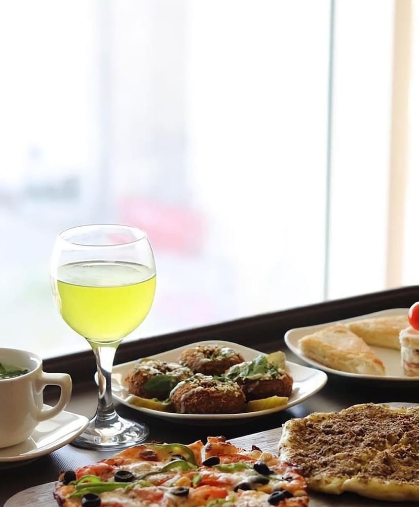 Фото Hayat Alriyadh Hotel