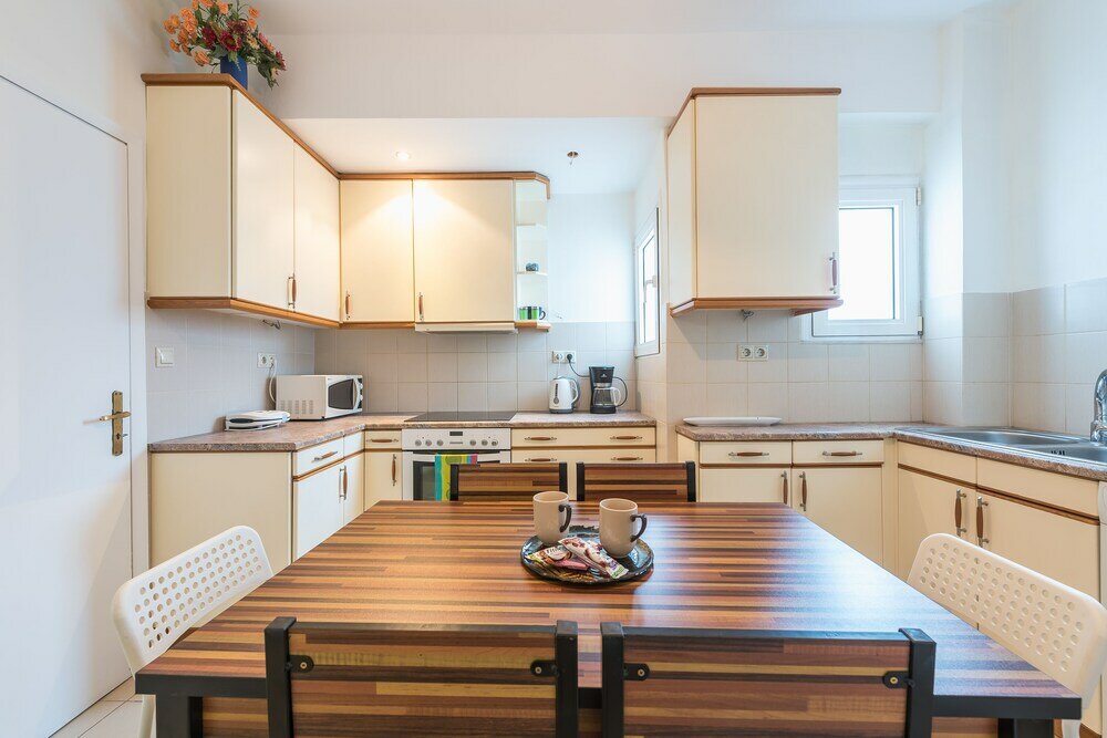 Фото Spacious Holiday Family Home by Cloudkeys