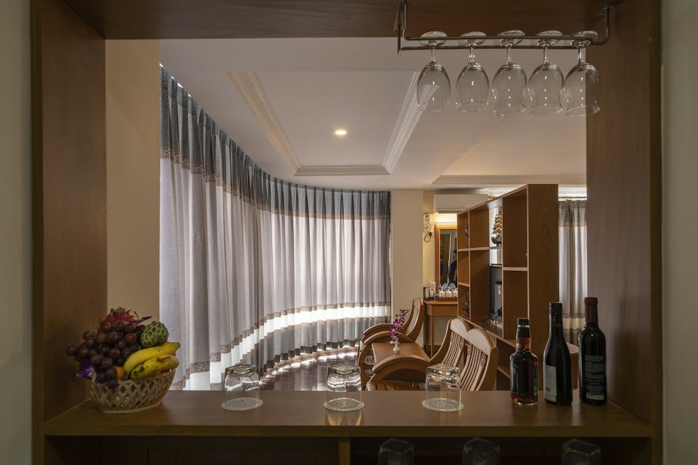 Фото Lin Unity Win Hotel