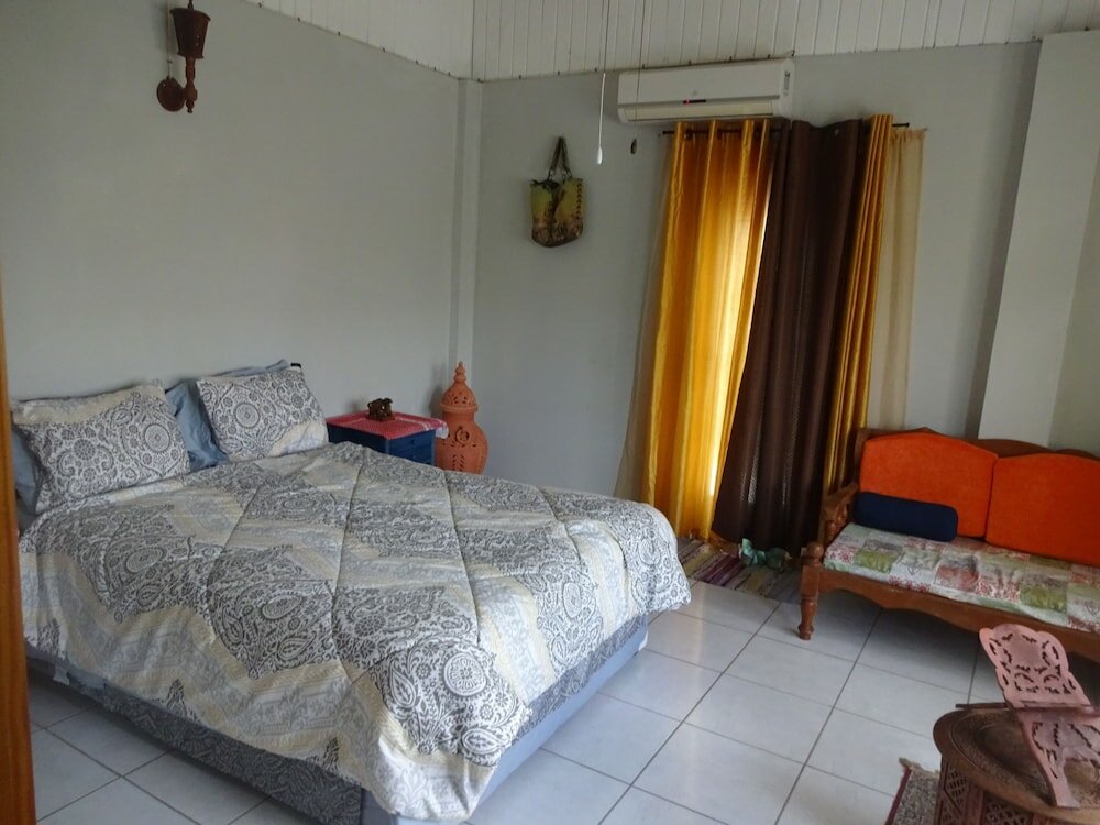 Фото Secret Haven TNT