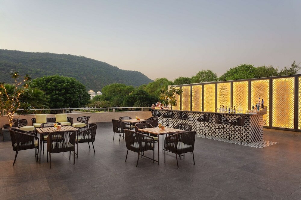 Фото DoubleTree by Hilton Jaipur Amer