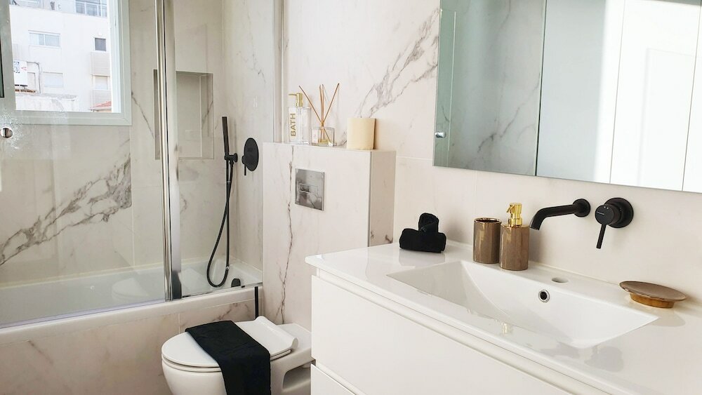 Фото Апартаменты Design 3 Bdr Huge Rooftop Beach Side Tl57