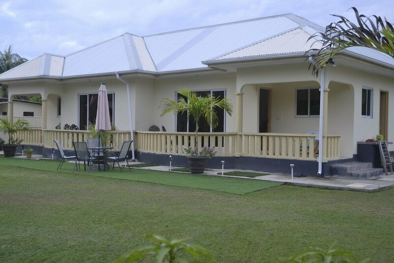 Гостиница My Ozi Perl Self Catering Guest House