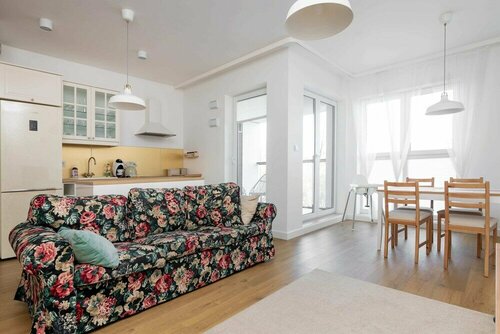 Гостиница Rozlogi Sunny Apartment в Варшаве