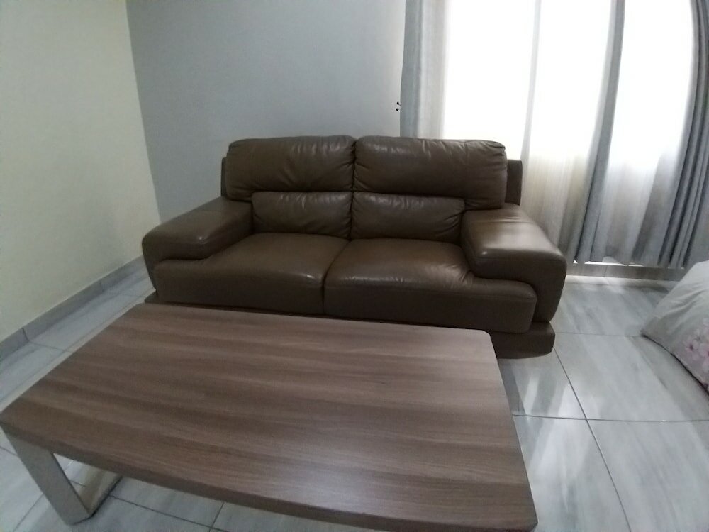 Фото Mitos Luxury Suites